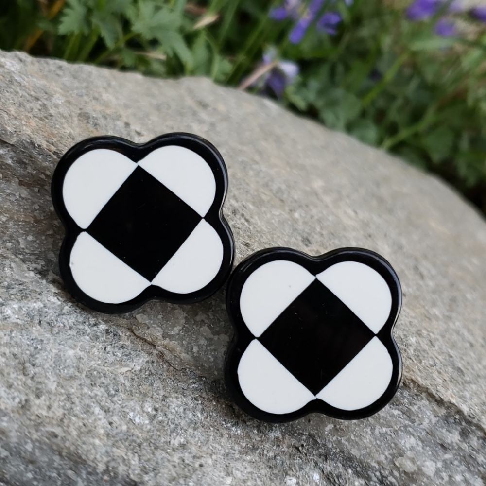 Lrg Vintage Black White Geometric Design Earrings - Picture 2 of 8